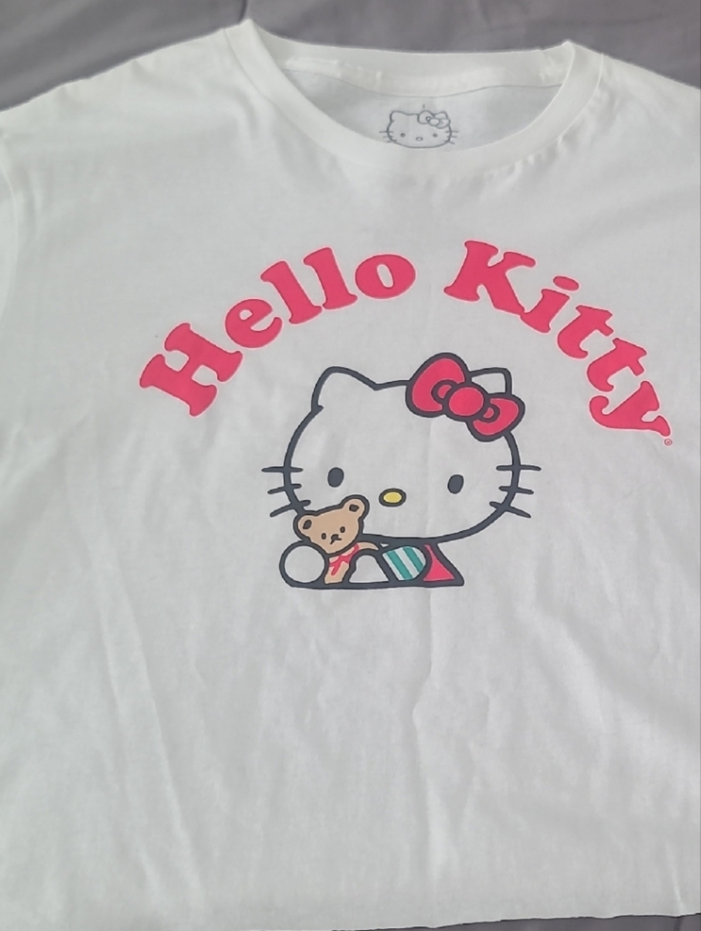 Hello Kitty White Graphic Crop with Pink Logo